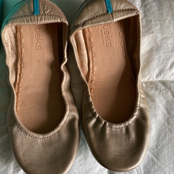 TIEKS, RARE CHAMPAGNE GOLD SIZE 8 - Picture 2 of 5